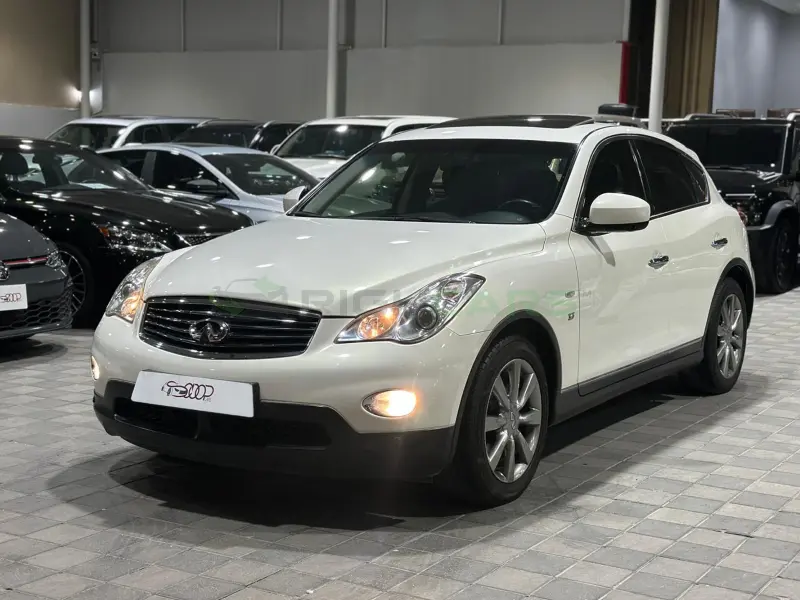 Infiniti