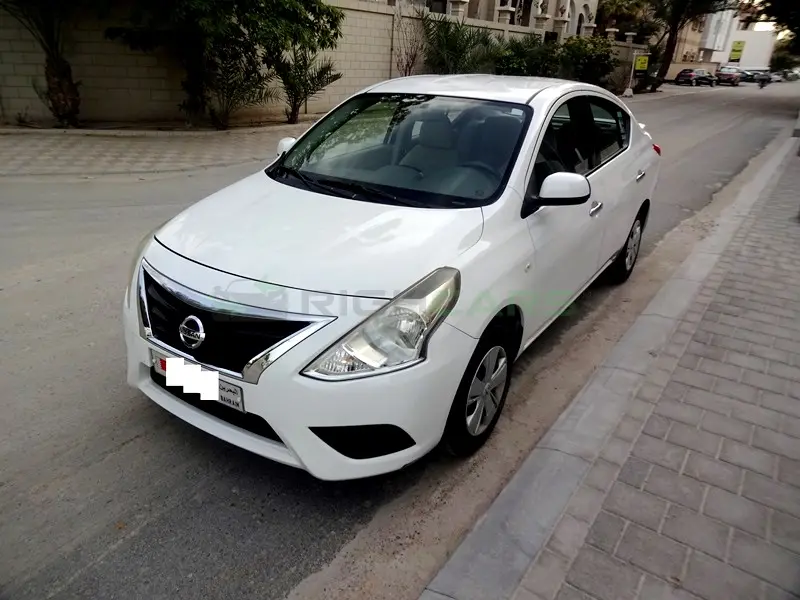 Nissan Sunny 