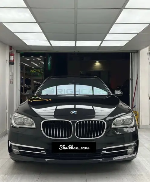  BMW 7 Series 