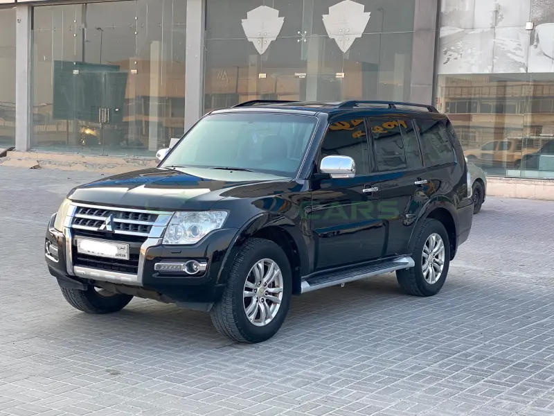  Mitsubishi Pajero 