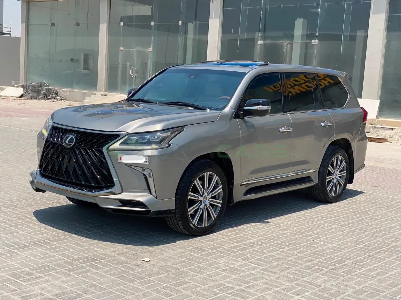  Lexus LX 