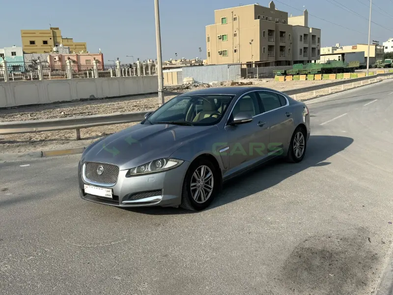  Jaguar XF 
