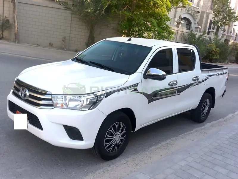  Toyota Hilux 