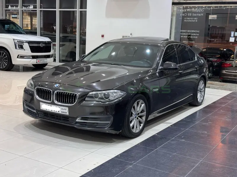  BMW 5 Series 