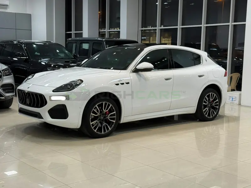  Maserati Grecale 