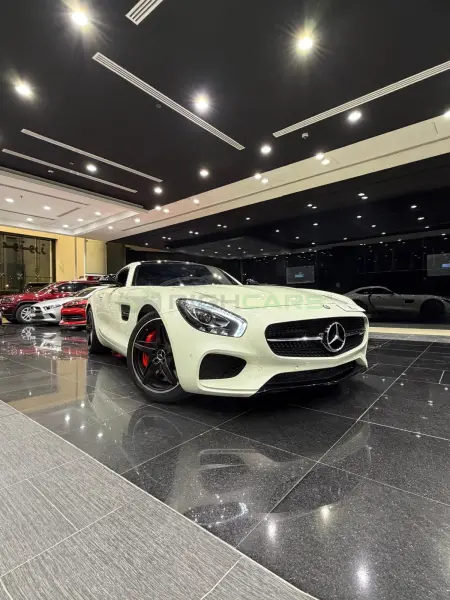  Mercedes-Benz GT 