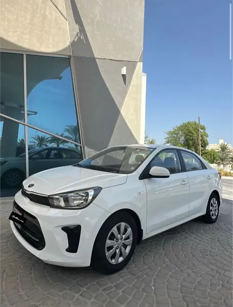  Kia Pegas 