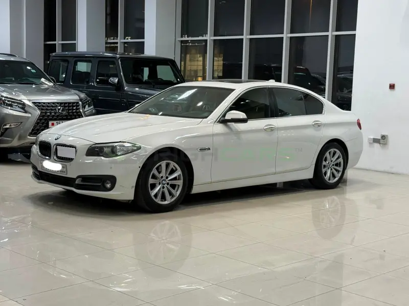  BMW 5 Series 
