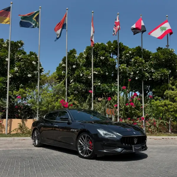  Maserati Quattroporte 