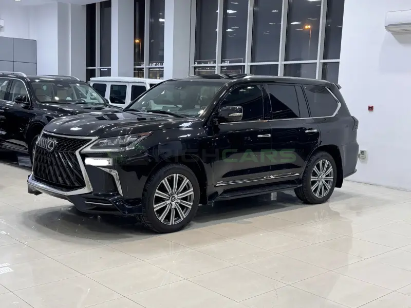  Lexus LX 